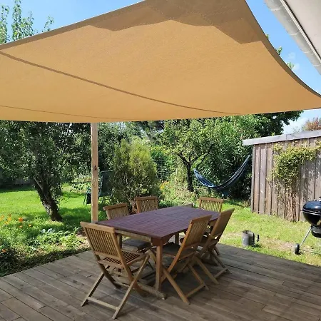 Family Home With Garden *